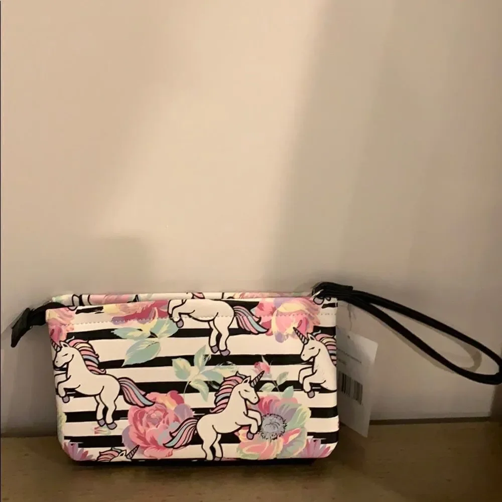 🎉last price 🎉Unicorn Wristlet zipper clutch